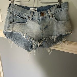 ONE X ONETEASPOON Jean Shorts